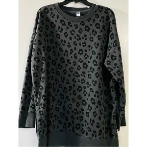 Black + Black Leopard Sweater 🐆🤍